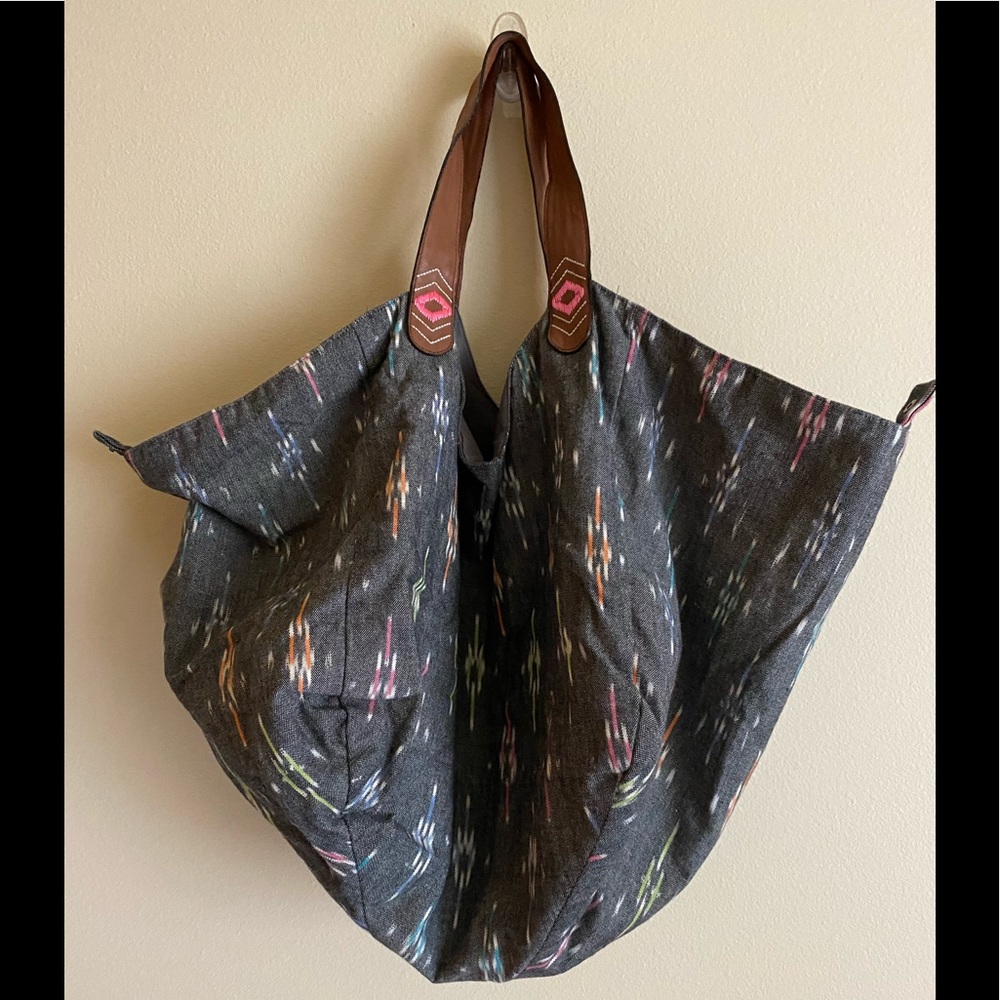 AE Tote bag